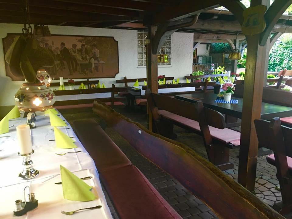 Riverside Airport Hotel كلسترباخ المظهر الخارجي الصورة